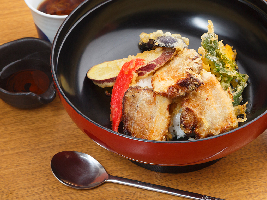 豚角煮天丼